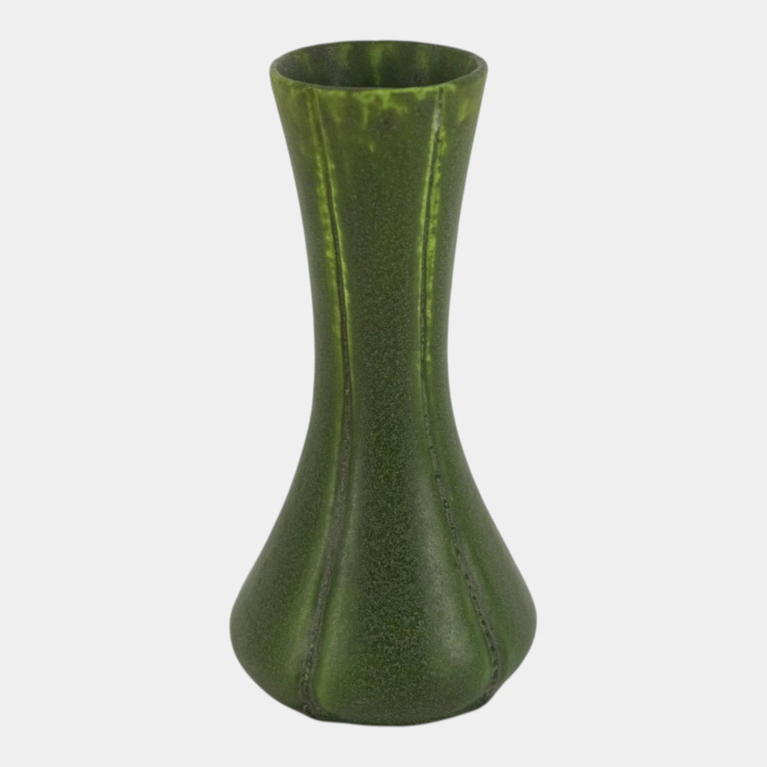 Grueby 1900s Arts and Crafts Pottery Organic Matte Green Ribbed Flared Body Vase