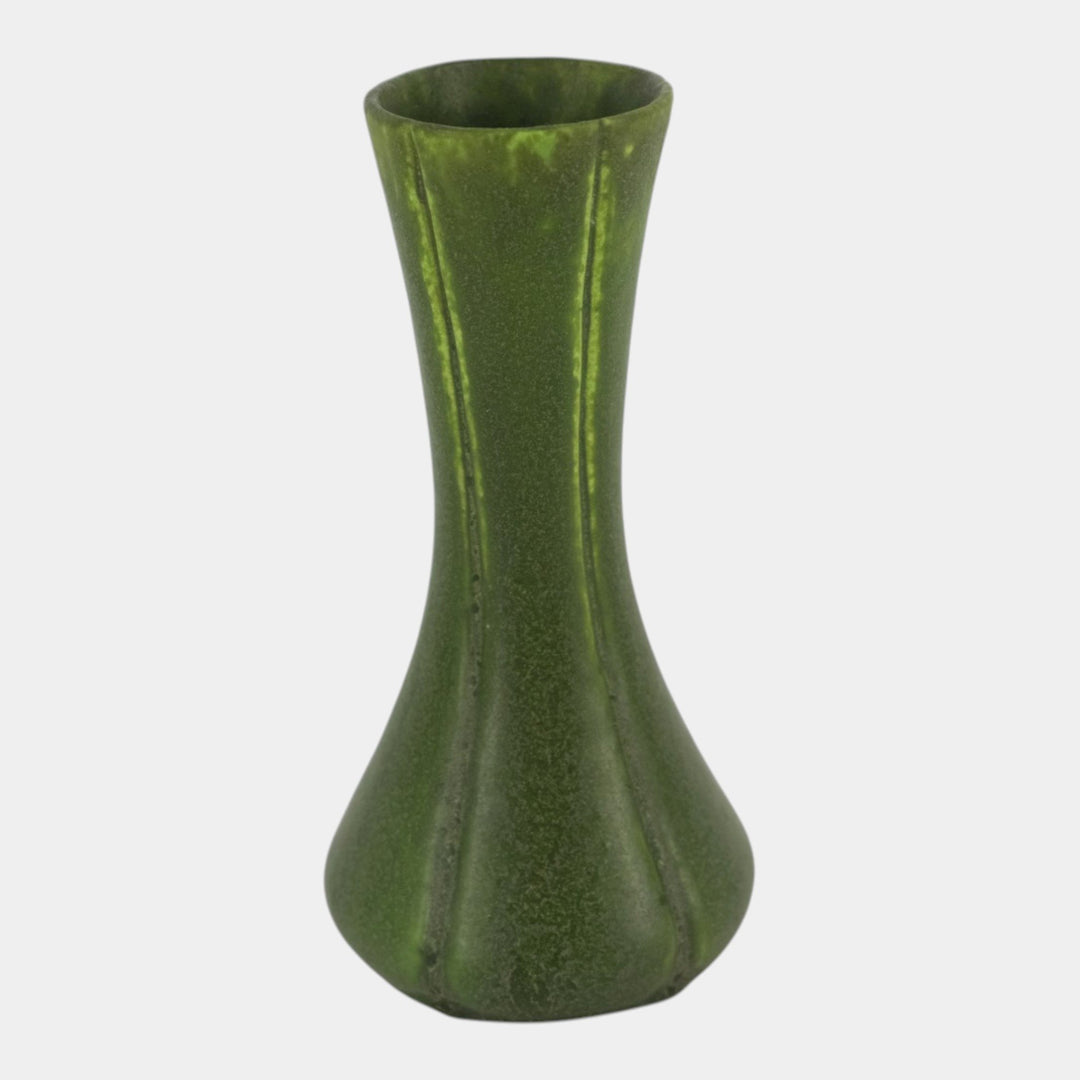 Grueby 1900s Arts and Crafts Pottery Organic Matte Green Ribbed Flared Body Vase