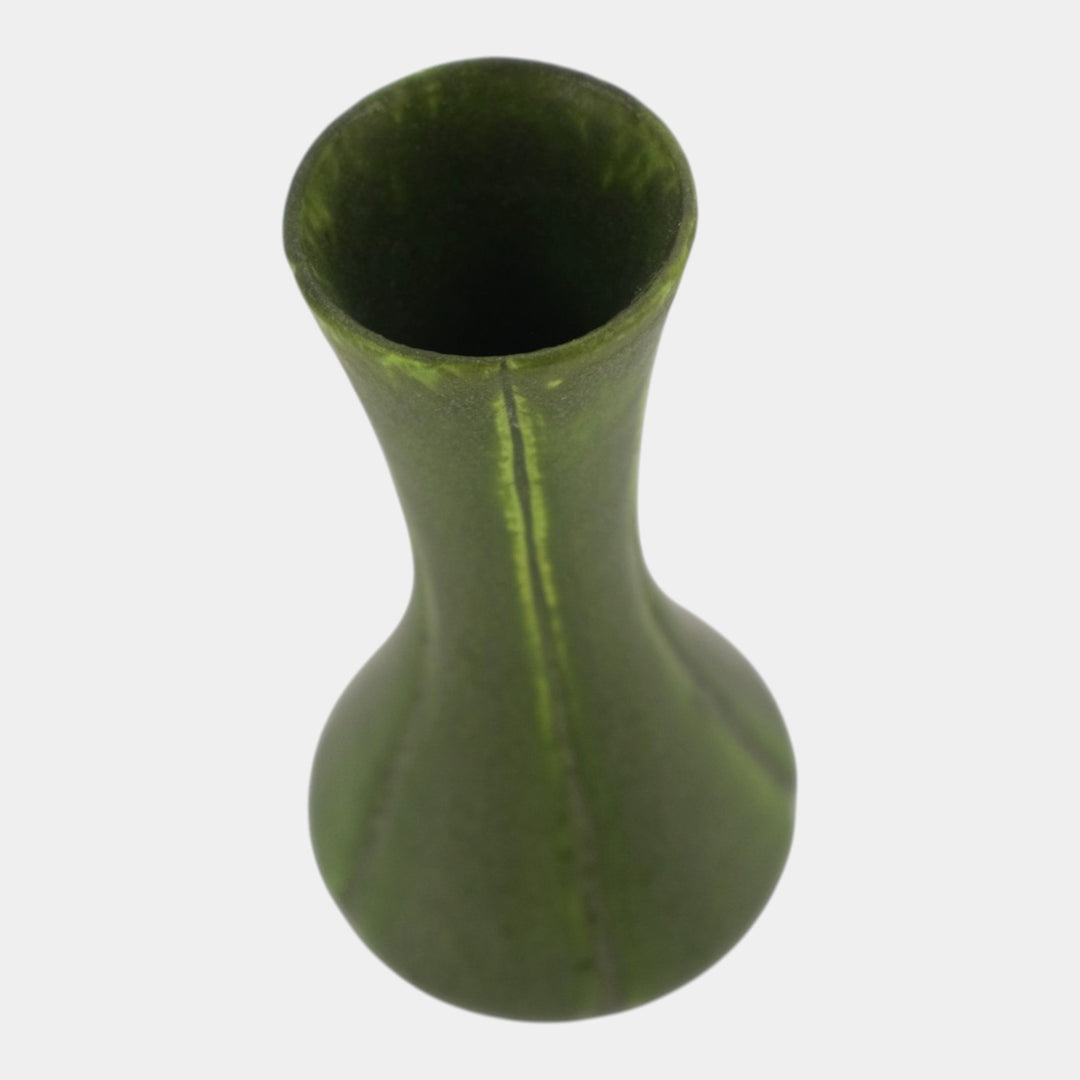 Grueby 1900s Arts and Crafts Pottery Organic Matte Green Ribbed Flared Body Vase