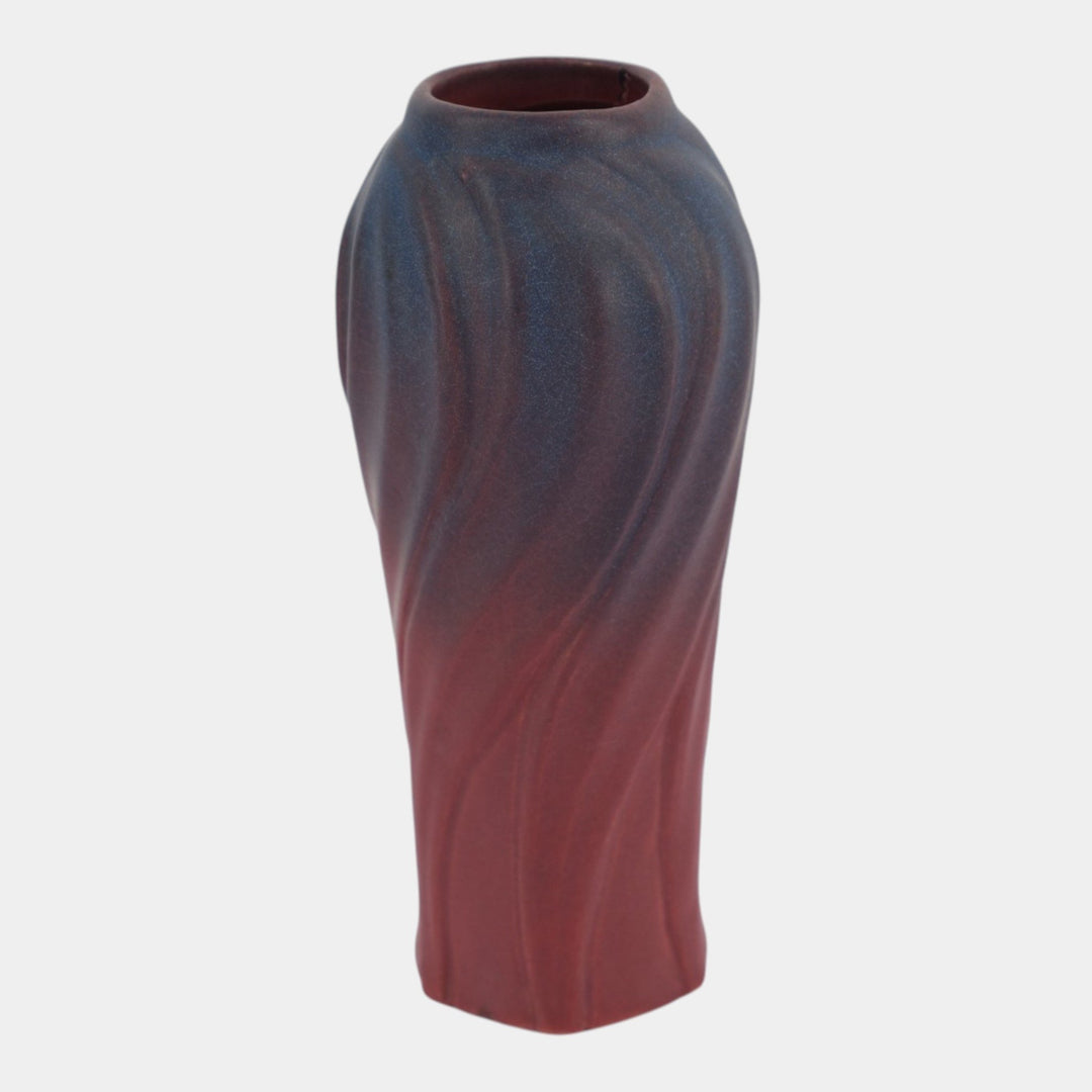 Van Briggle 1922-26 USA Arts And Crafts Pottery Red Mulberry Flower Vase 824