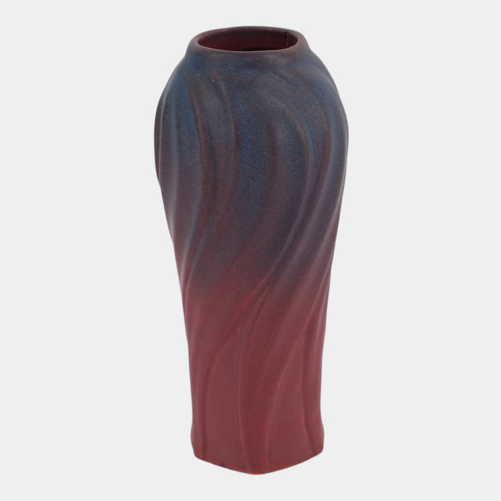 Van Briggle 1922-26 USA Arts And Crafts Pottery Red Mulberry Flower Vase 824