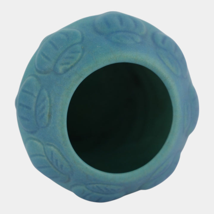 Van Briggle 1930s Vintage Arts And Crafts Pottery Blue Poppy Seed Pod Vase 21
