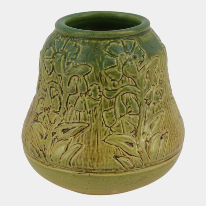 North Dakota School of Mines UND Art Pottery Green Carved Floral Ceramic Vase
