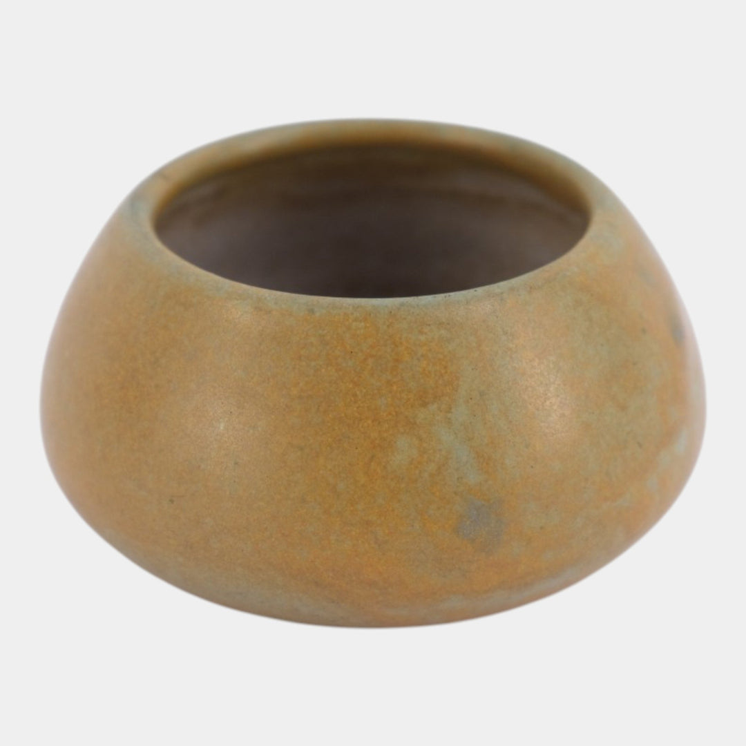 Marblehead Vintage Arts and Crafts Pottery Mottled Orange Tapered Body Vase