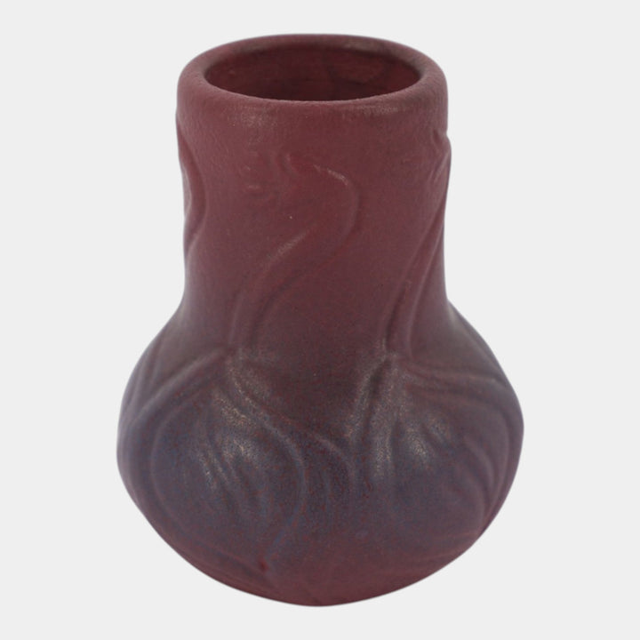 Van Briggle 1920s Vintage Arts And Crafts Pottery Mulberry Ceramic Flower Vase 645