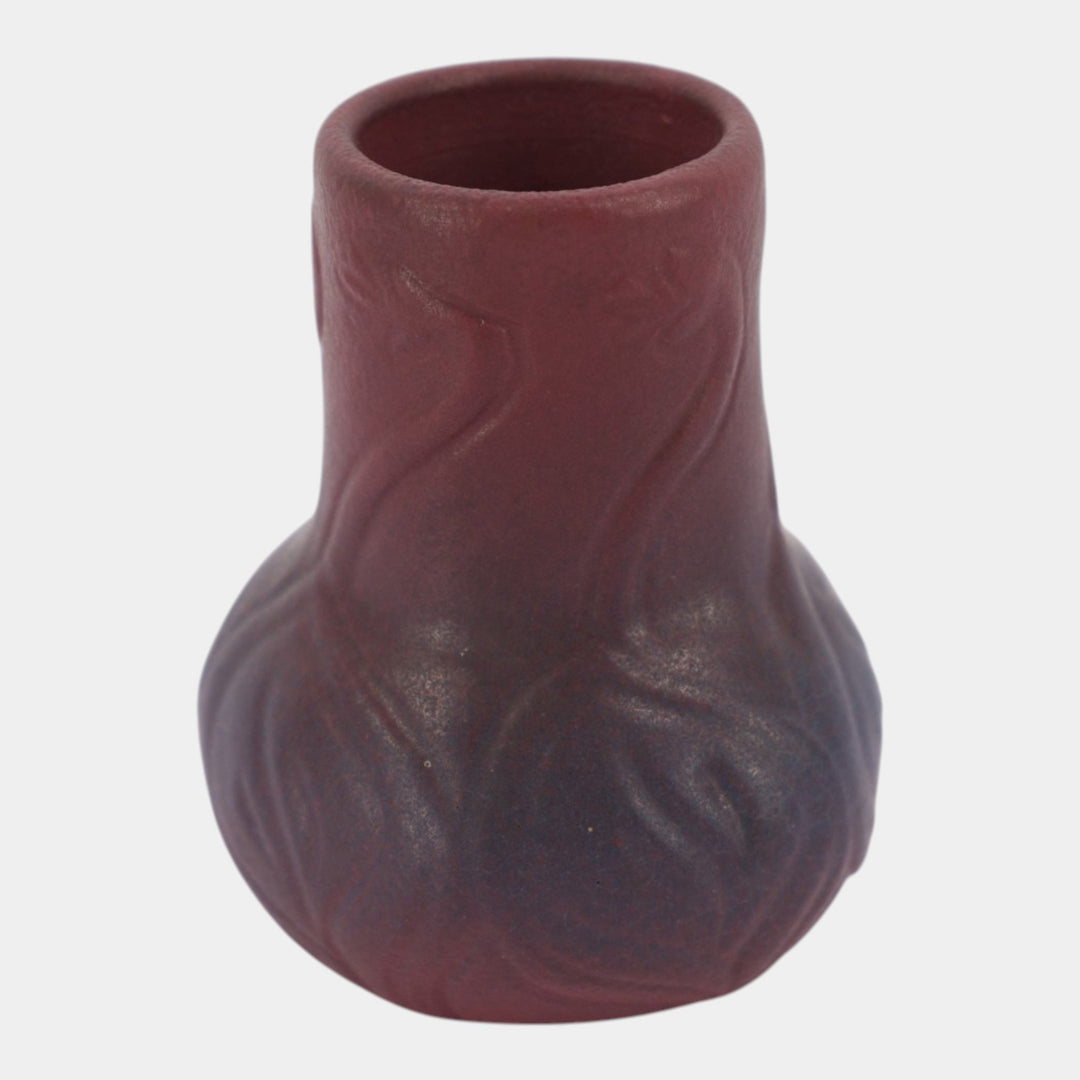 Van Briggle 1920s Vintage Arts And Crafts Pottery Mulberry Ceramic Flower Vase 645