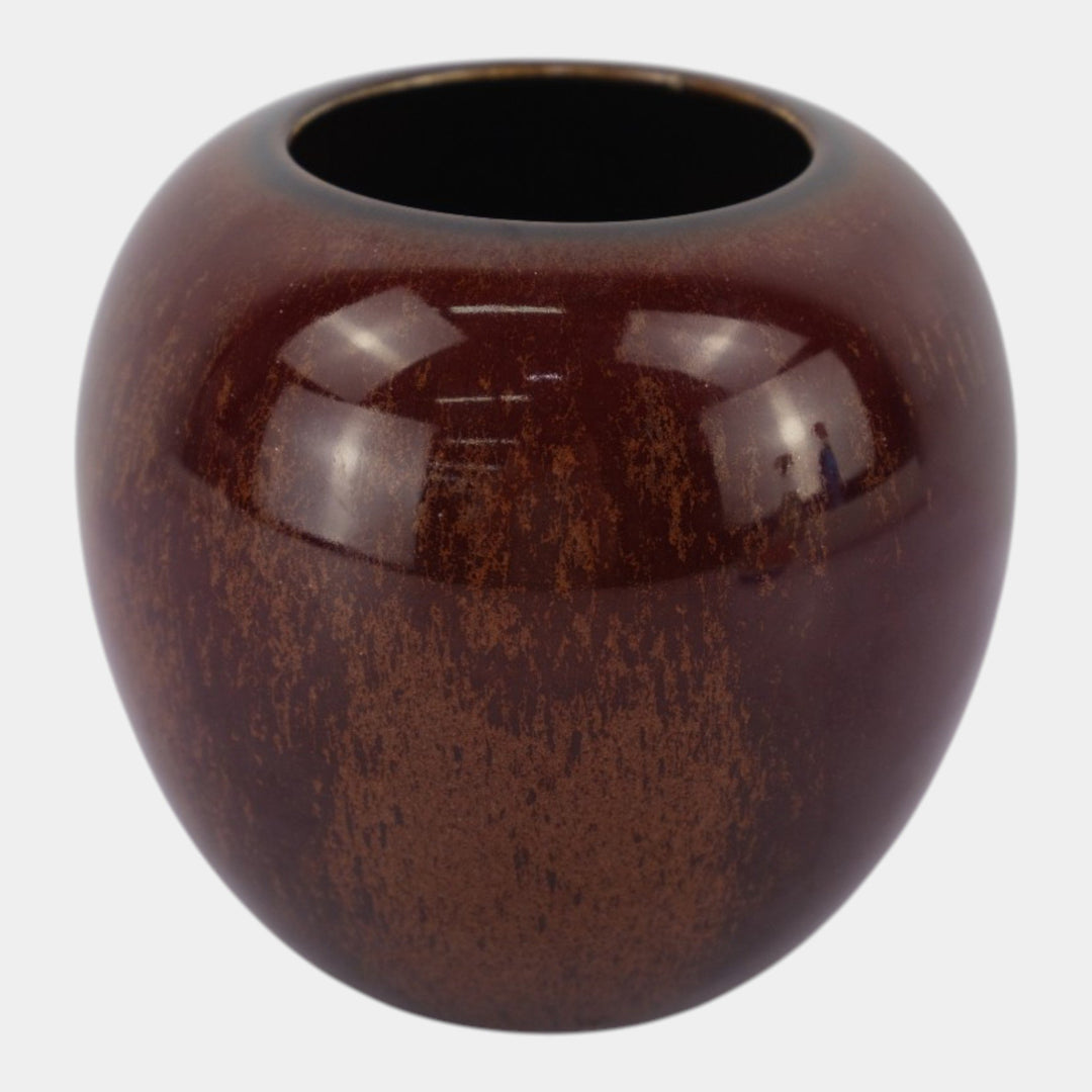 Kenton Hills Mid Century Modern Art Pottery Oxblood Red Glaze Effect Vase 106