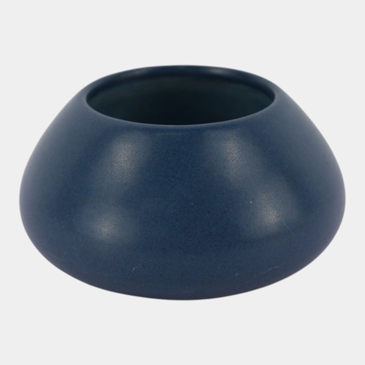 Marblehead Vintage Arts and Crafts Pottery Mottled Matte Blue Bowl Shape 9