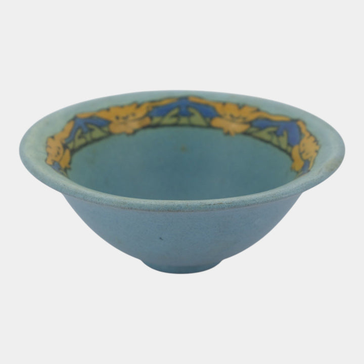 Paul Revere Saturday Evening Girls Pottery 1920s Blue Floral Rim Decorated Bowl
