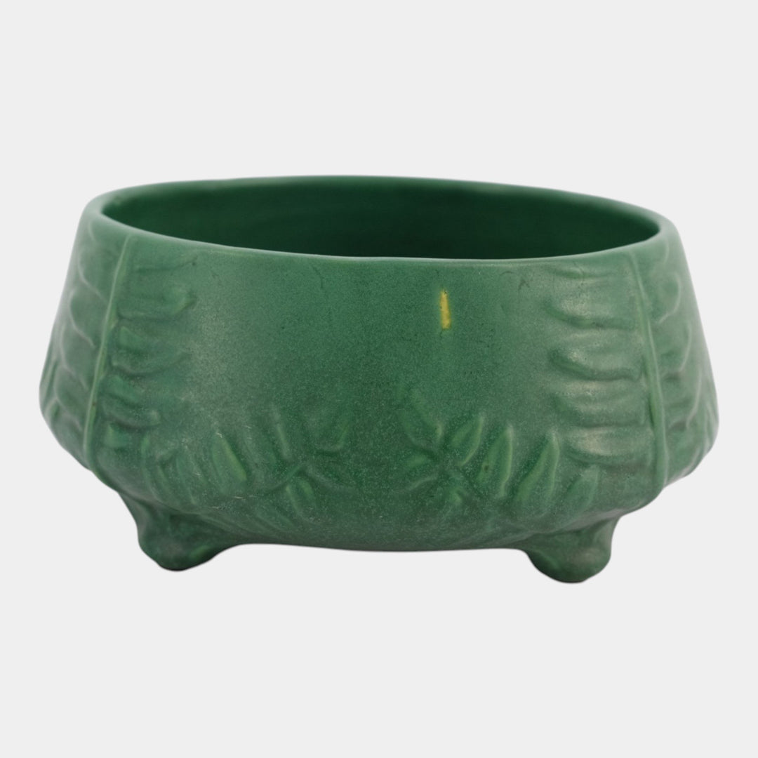 Weller Pottery Matte Green Fern Arts And Crafts Ceramic Round Footed Bowl