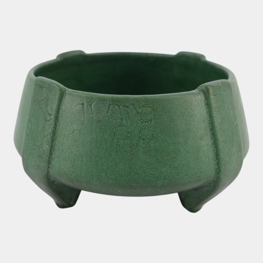 Weller Bedford 1915 Art Pottery Matte Green Buttressed Footed Ceramic Planter