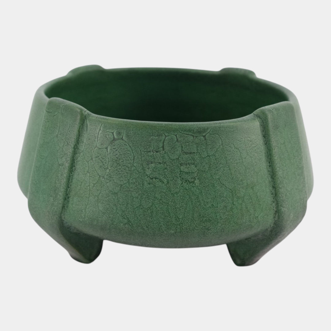 Weller Bedford 1915 Art Pottery Matte Green Buttressed Footed Ceramic Planter