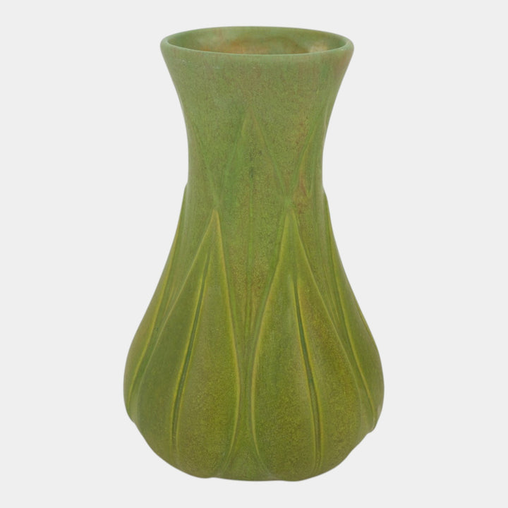 Roseville Early Velmoss Green 1916 Vintage Arts & Crafts Pottery Vase 138-12