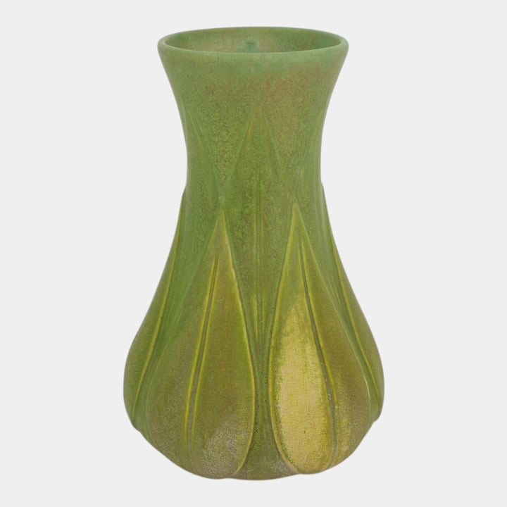 Roseville Early Velmoss Green 1916 Vintage Arts & Crafts Pottery Vase 138-12