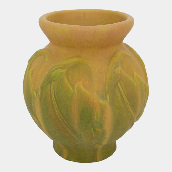Roseville Early Velmoss 1916 Green Yellow Vintage Pottery Vase 131-8