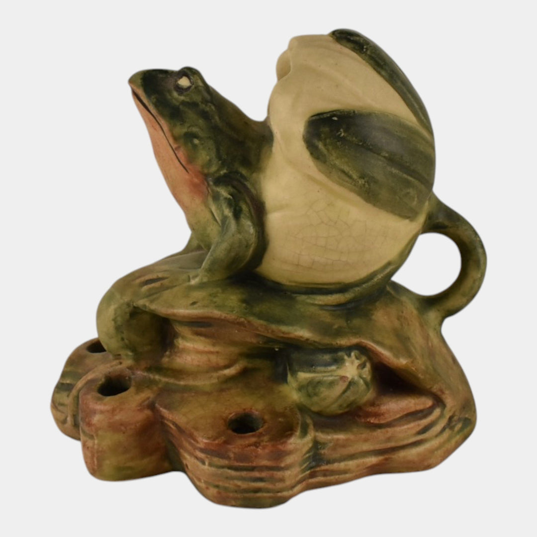 Weller Muskota 1920s Vintage Art Pottery Green Ceramic Frog In Lily Flower Frog