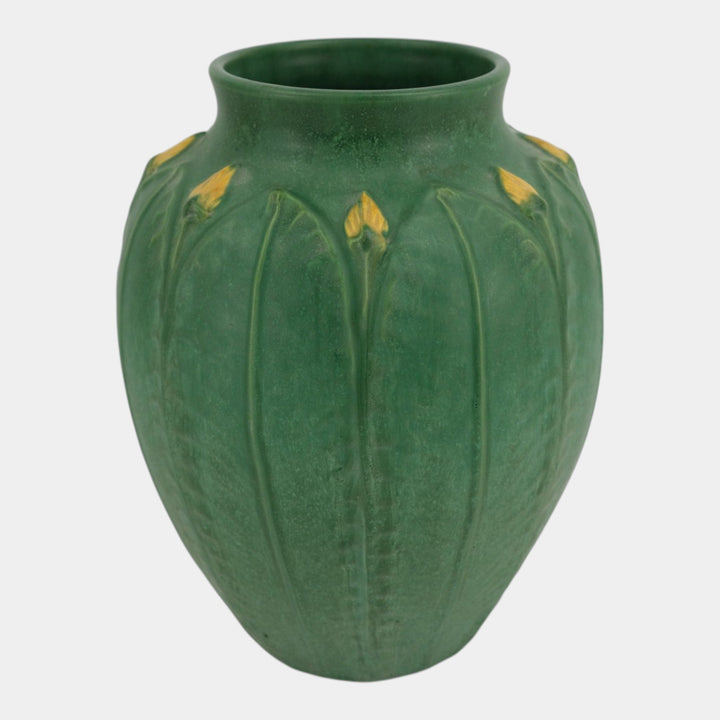 Ephraim Faience Pottery 1996 Grueby Matte Green Primrose Vase 716 Scott Draves
