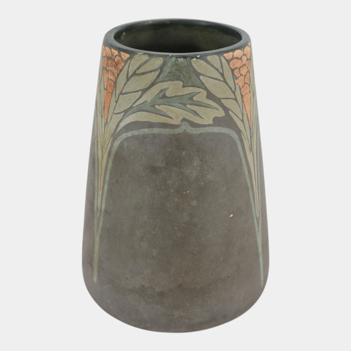 Weller Xenia 1920 Vintage Arts And Crafts Pottery Matte Green Floral Vase