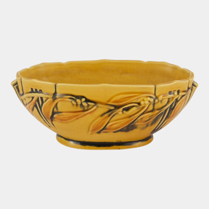 Roseville Laurel 1934 Vintage Arts And Crafts Pottery Yellow Console Bowl