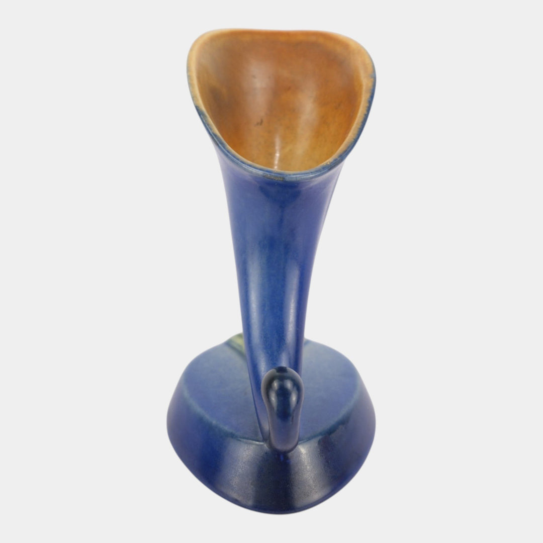 Roseville Pine Cone Blue 1936 Mid Century Modern Pottery Cornucopia Vase 126-6