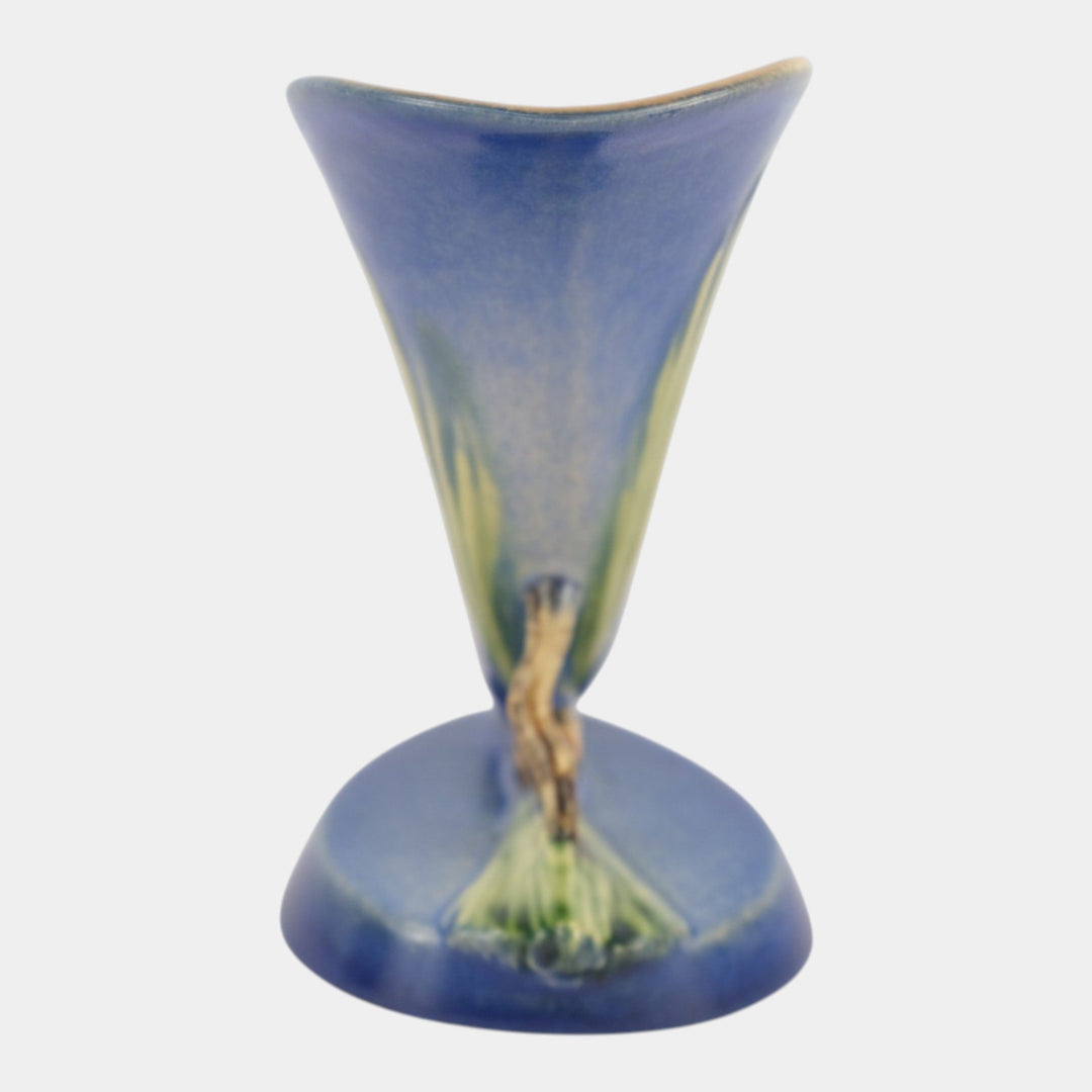 Roseville Pine Cone Blue 1936 Mid Century Modern Pottery Cornucopia Vase 126-6