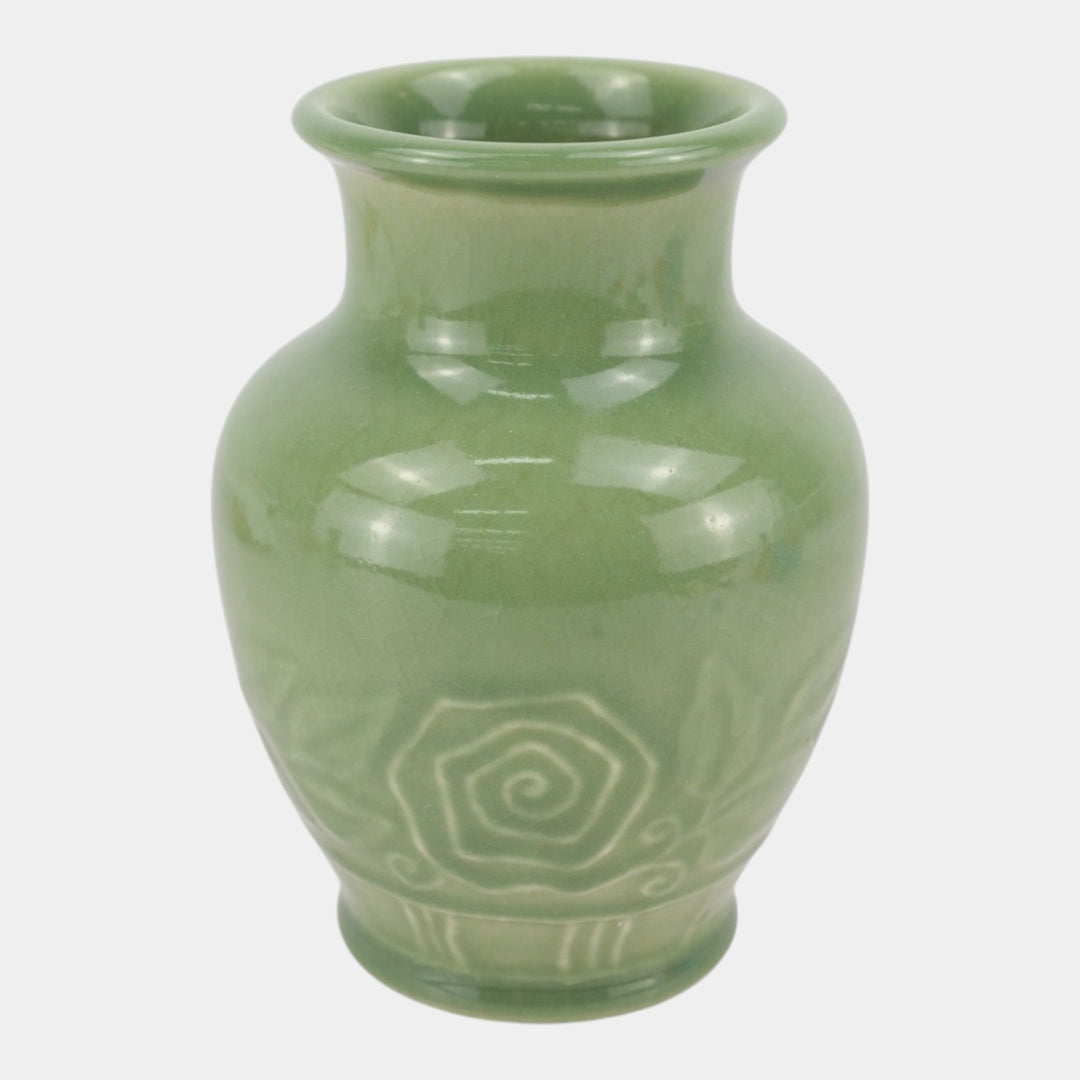 Rookwood 1944 Vintage Mid Century Modern Pottery Green Ceramic Vase 6767