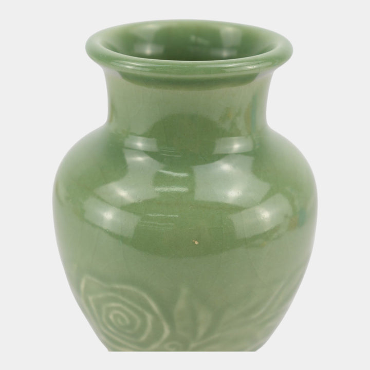 Rookwood 1944 Vintage Mid Century Modern Pottery Green Ceramic Vase 6767