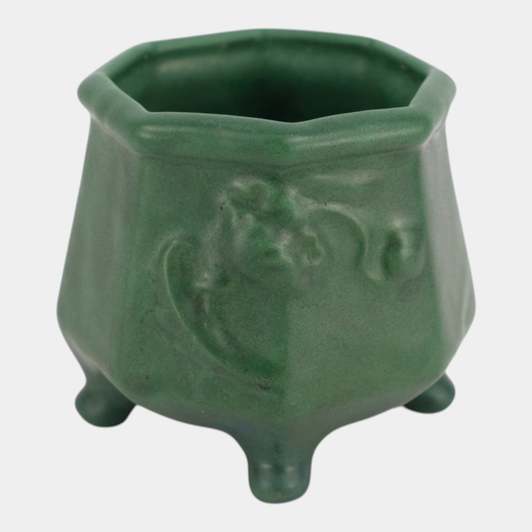 Weller Bedford 1915 Matte Green Arts and Crafts Pottery Octagonal Footed Vase
