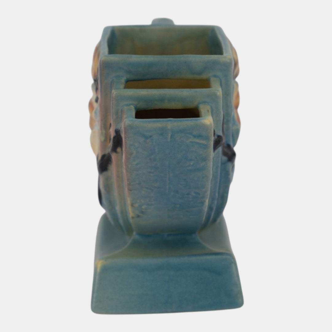 Roseville Magnolia Blue 1943 Mid Century Modern Pottery Cornucopia Vase 182-5