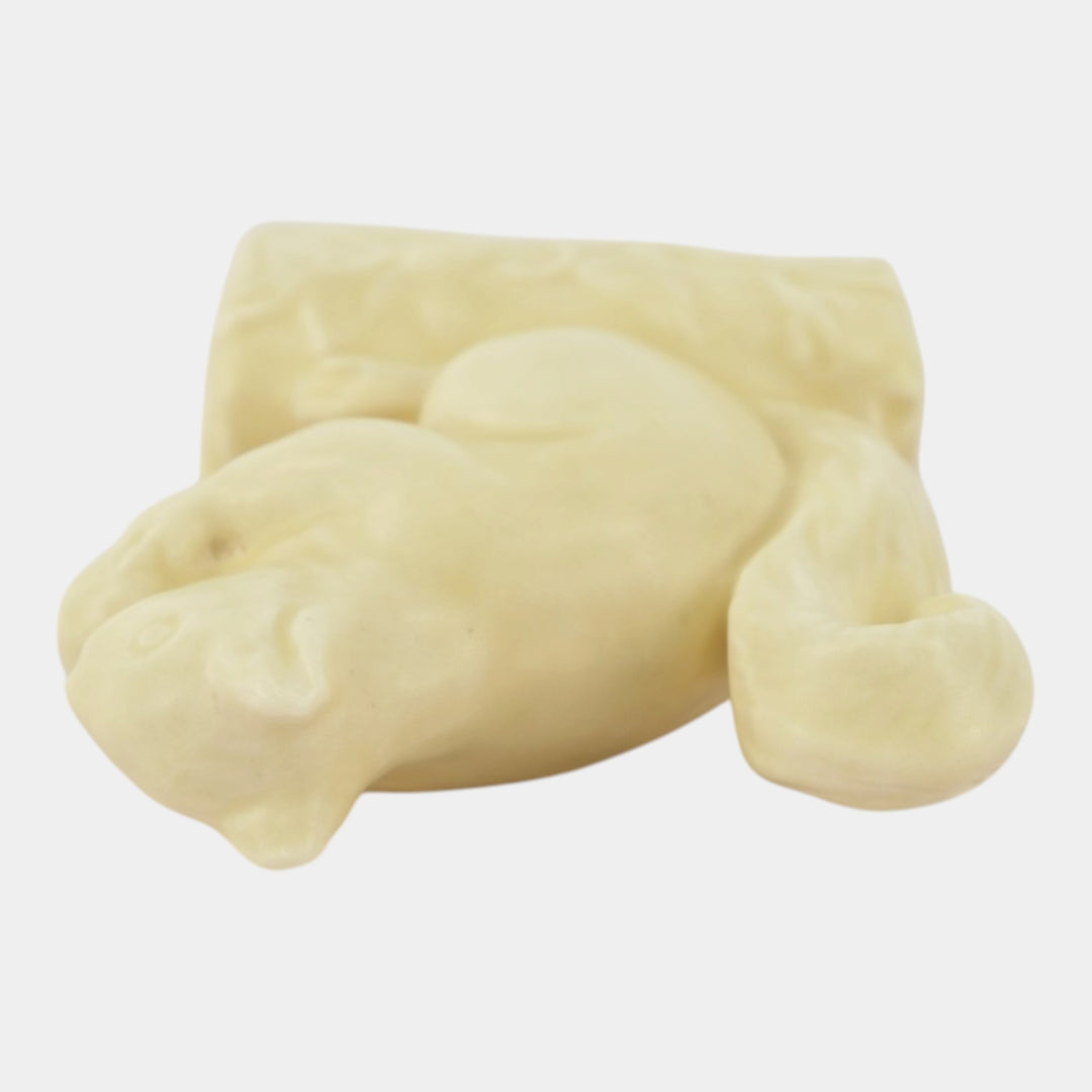 Rookwood 1933 Vintage Pottery White Squirrel Paperweight Figurine 6025