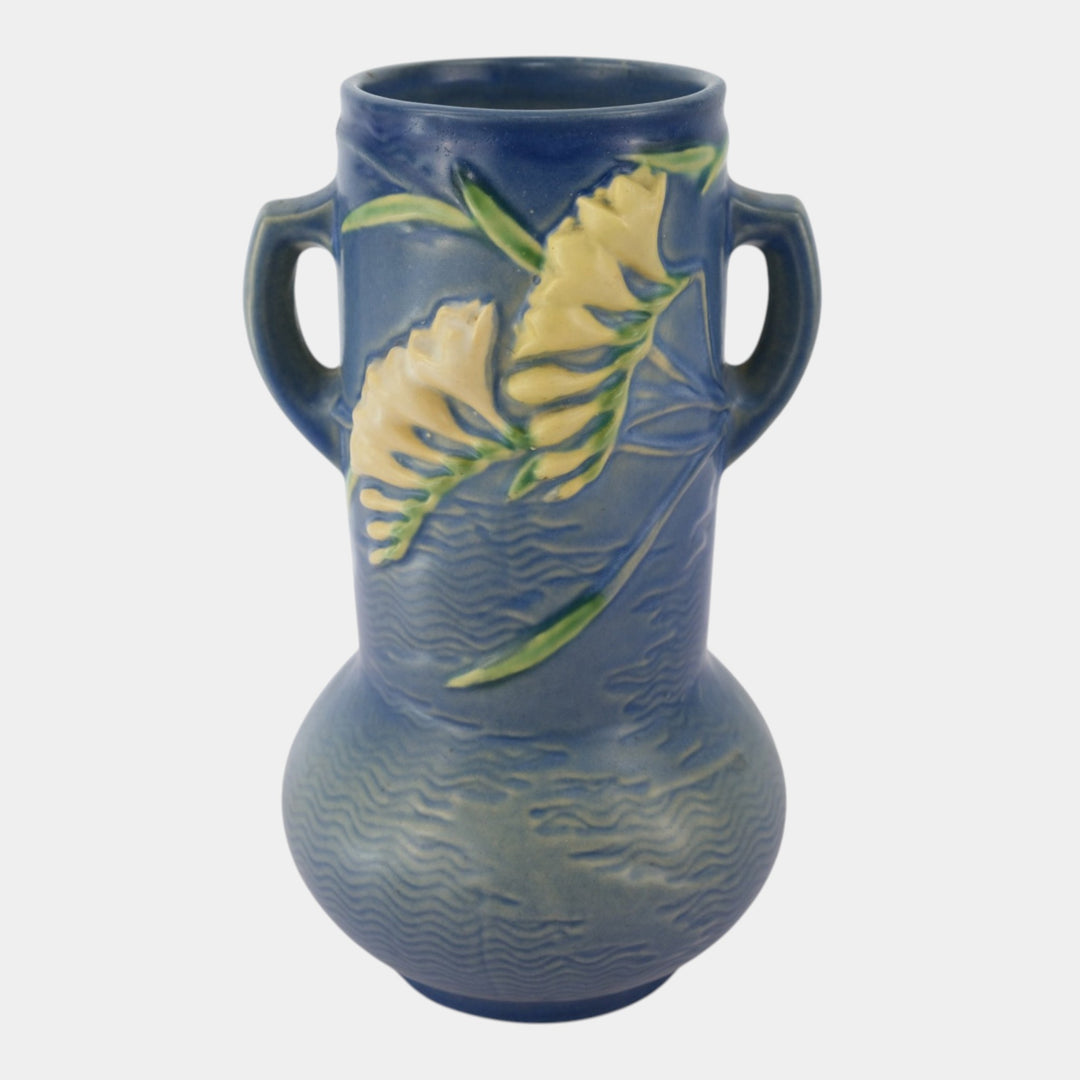 Roseville Freesia Blue 1945 Mid Century Modern Pottery Ceramic Vase 126-10