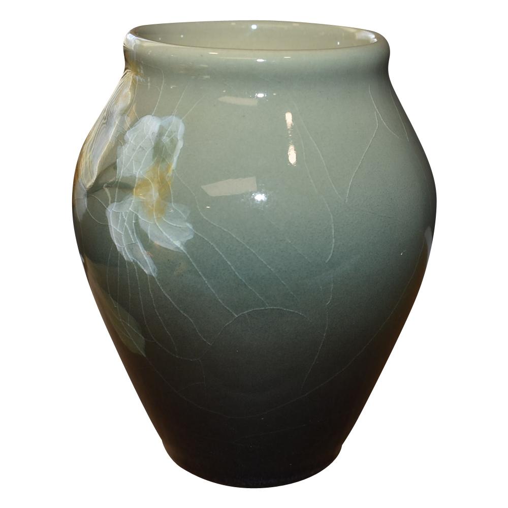 Rookwood 1903 Vintage Art Pottery Gray Iris Glaze Wild Roses Vase 915F (Bishop)