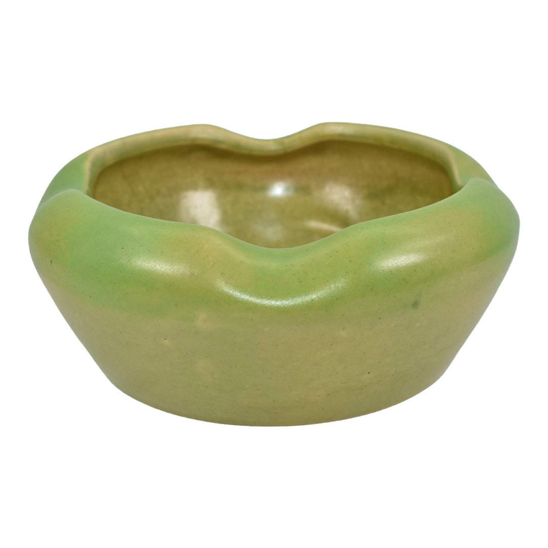 American Vintage Art Deco Pottery Matte Green Pinched Rim Ceramic Bowl