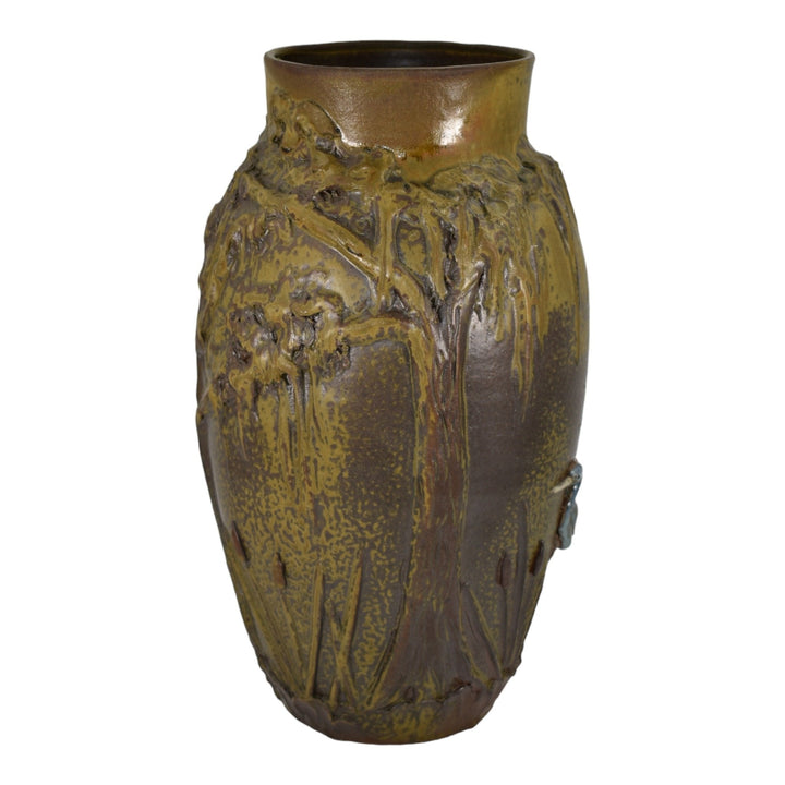 Door Studio Pottery 2019 Hand Made Egret In Marsh Wood Ash Glaze Ceramic Vase