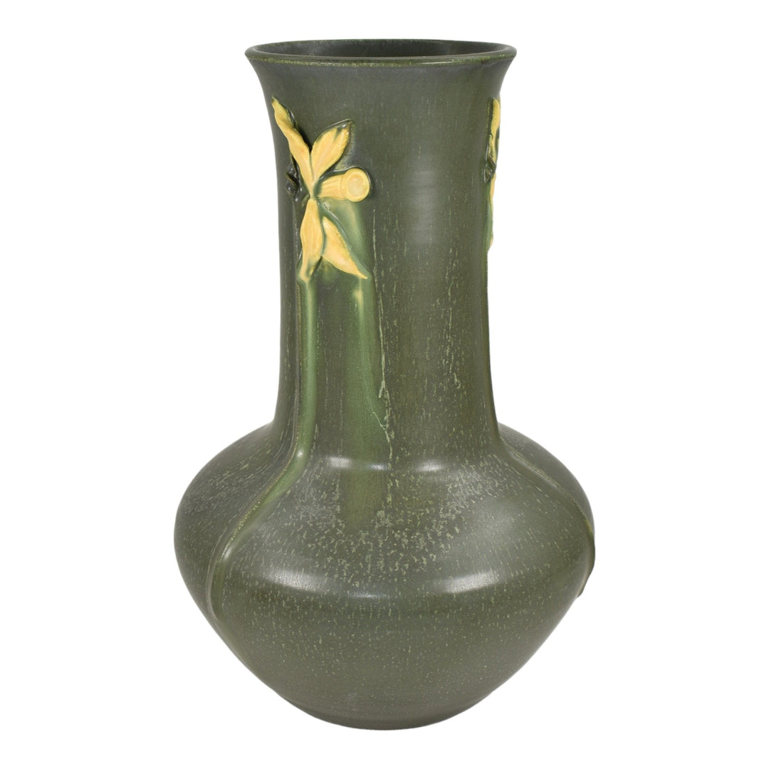 Door Studio 2022 Art Pottery Yellow Daffodil Green Ceramic Vase Draves