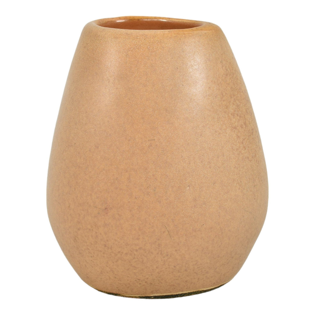 Russel Wright Bauer Vintage Mid Century Modern Pottery Tan Brown Ceramic Vase