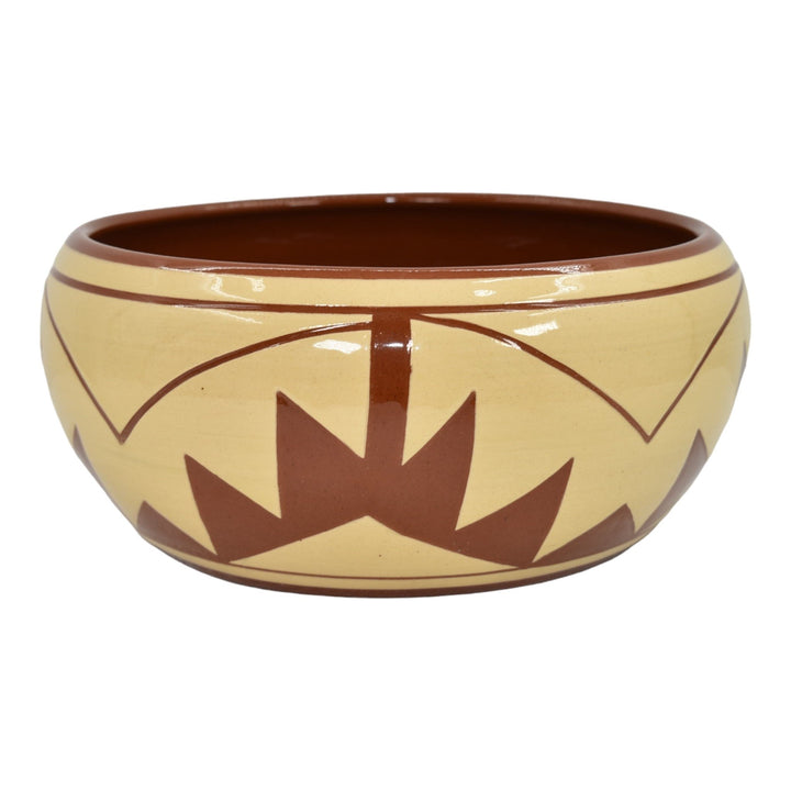 Pine Ridge Sioux Dakota Pottery Hand Made Geometric Design Brown Bowl Irving - Just Art Pottery