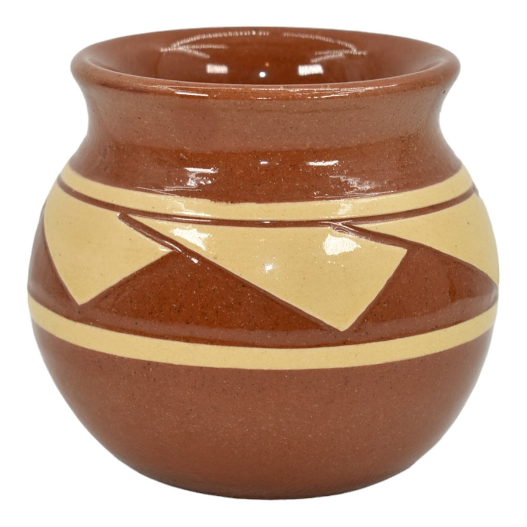 Pine Ridge Sioux Dakota Art Pottery Hand Made Native American Vase Cottier - Just Art Pottery