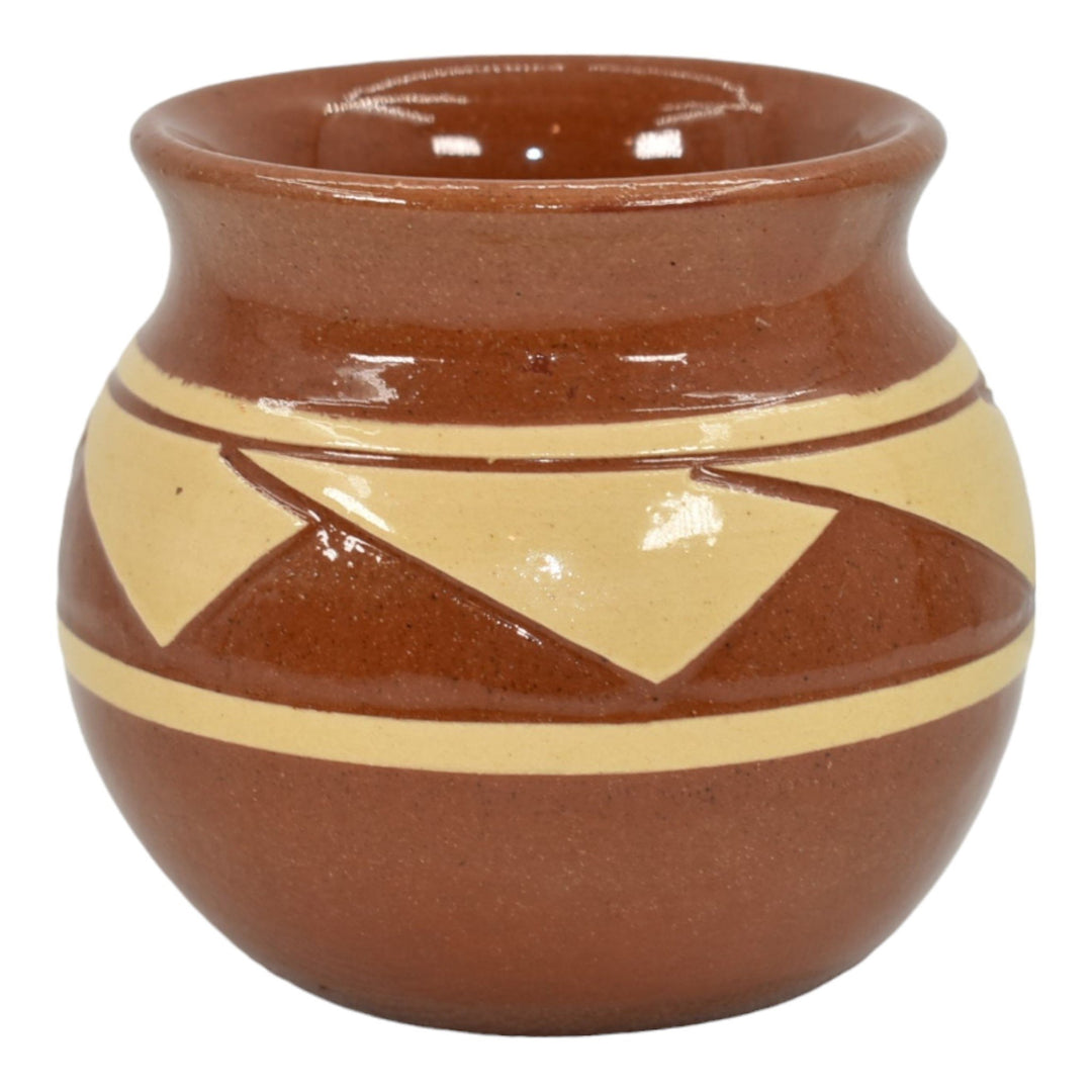 Pine Ridge Sioux Dakota Art Pottery Hand Made Native American Vase Cottier - Just Art Pottery