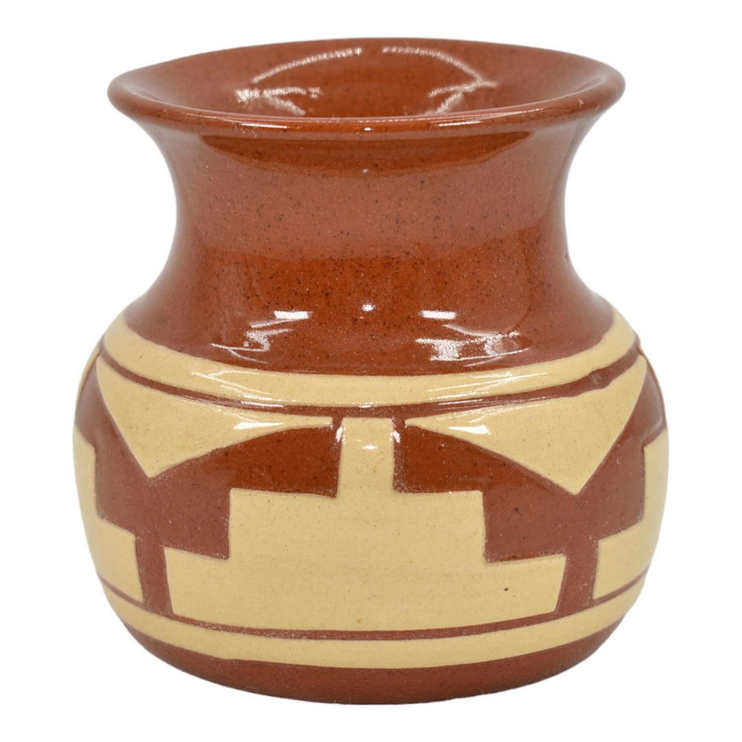 Pine Ridge Sioux Dakota Pottery Hand Made Native American Ceramic Vase Irving - Just Art Pottery