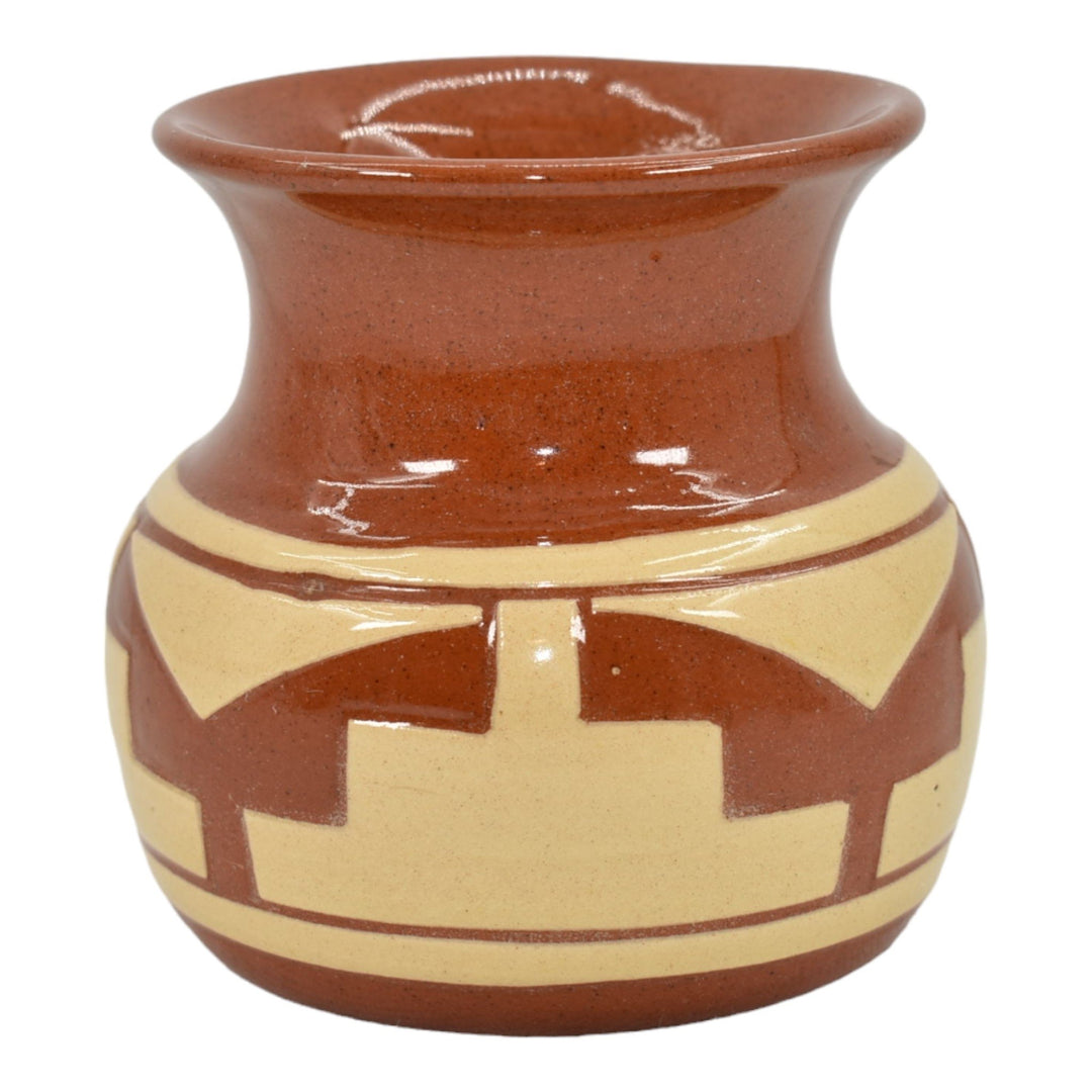 Pine Ridge Sioux Dakota Pottery Hand Made Native American Ceramic Vase Irving - Just Art Pottery