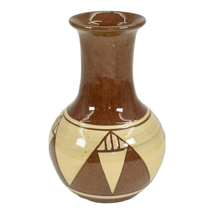 Pine Ridge Sioux Dakota Art Pottery Hand Made Native American Brown Vase Cottier - Just Art Pottery