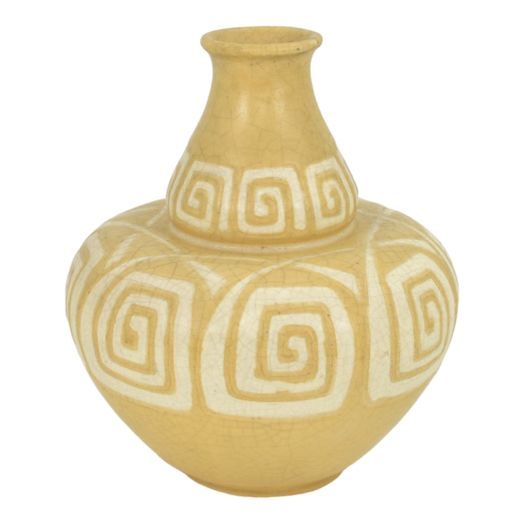 Weller Camelot 1914 Vintage Art Pottery Yellow Ceramic Vase