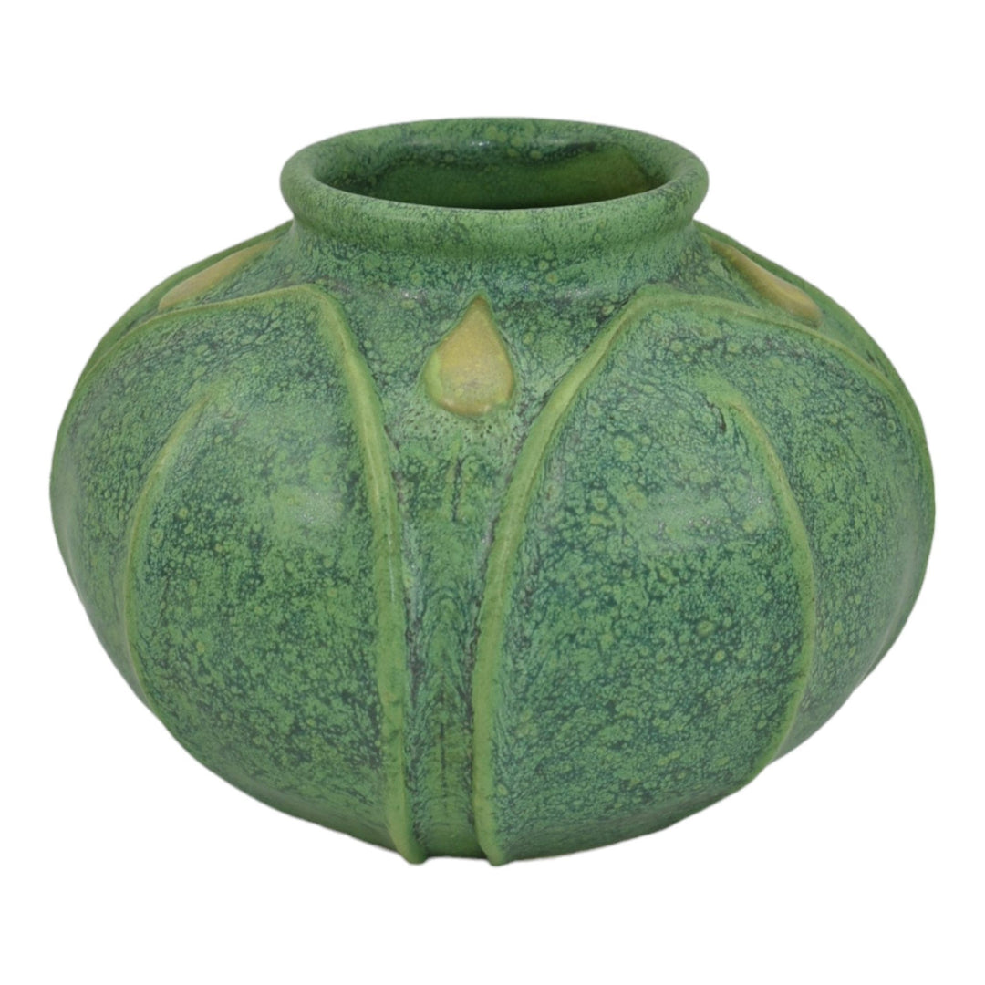 Jemerick Studio Pottery Hand Made Arts And Crafts Matte Green Yellow Bud Vase
