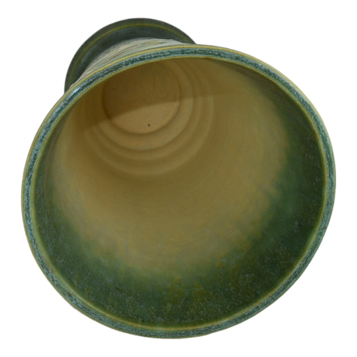 Roseville Laurel Green 1934 Vintage Art Deco Pottery Tall Ceramic Vase 676-10
