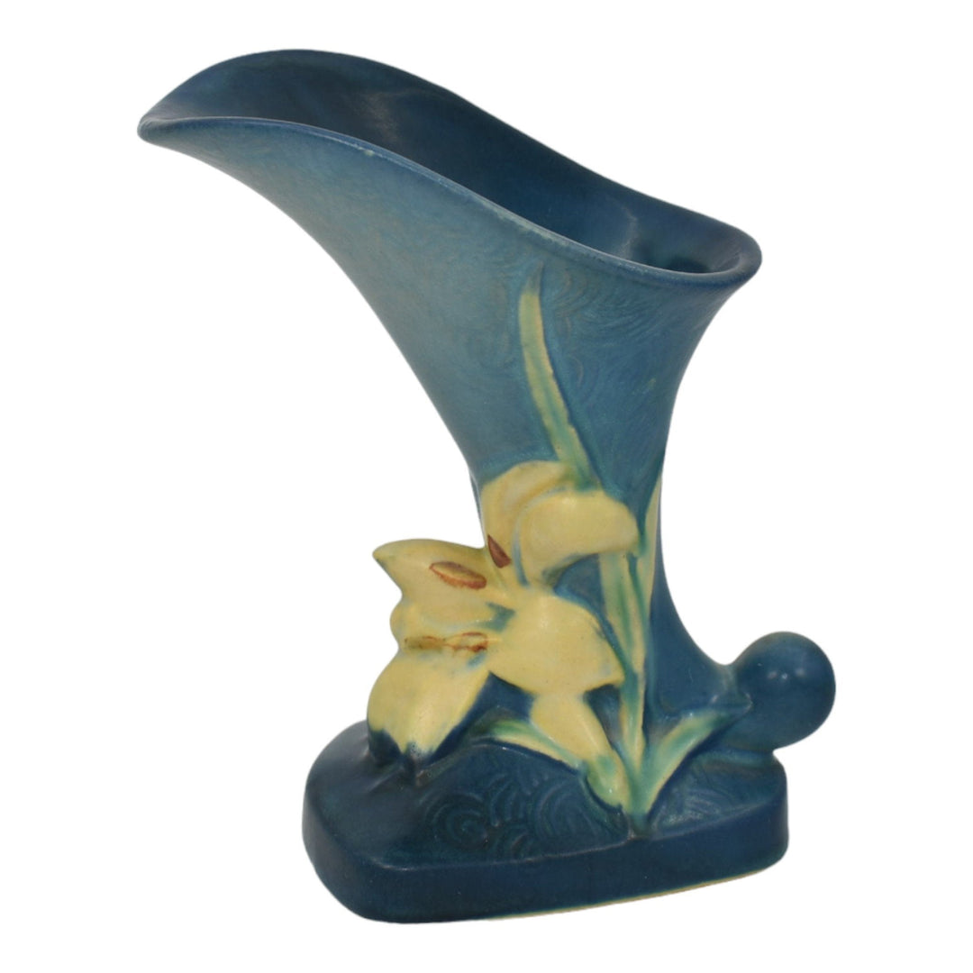 Roseville Zephyr Lily Blue 1946 Mid Century Modern Pottery Cornucopia Vase 203-6