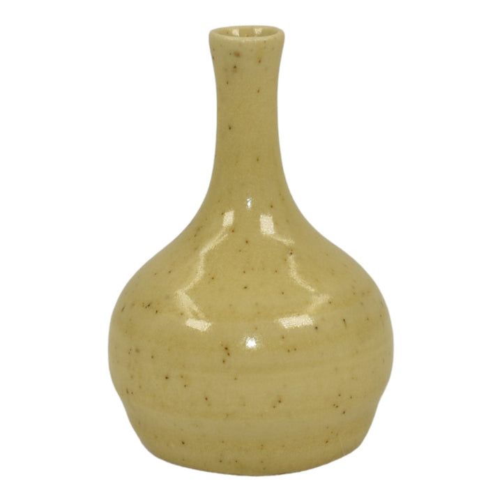 Pigeon Forge Tennessee Mid Century Modern Pottery Yellow Cabinet Vase Boling