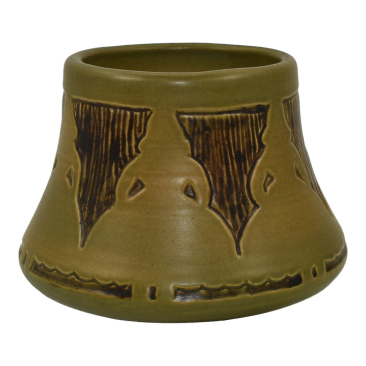 North Dakota School of Mines UND 1946 Vintage Pottery Green Ceramic Vase Reed - Just Art Pottery