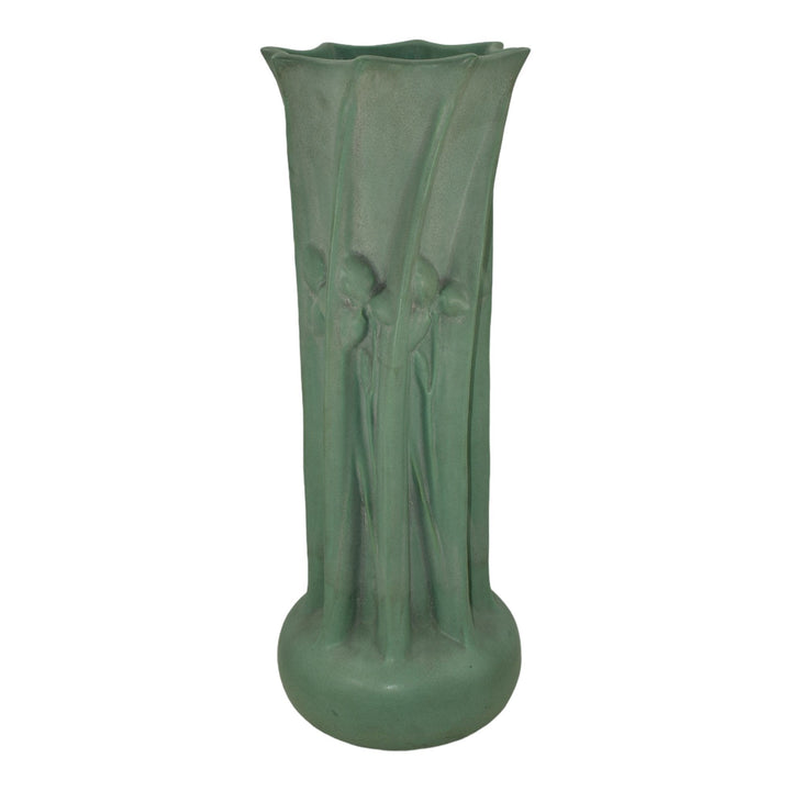 Teco Arts And Crafts Pottery Matte Green Iris Ceramic Floor Vase 177 Albert