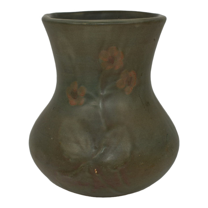 Weller Kenova 1920s Vintage Pottery Lizard And Strawberries Green Ceramic Vase
